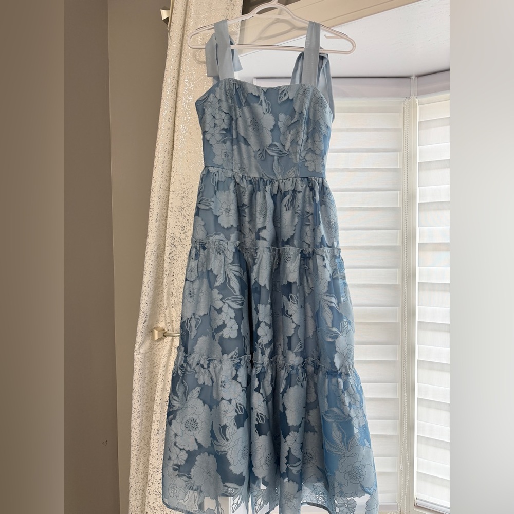Lulus Proof of Perfection Blue Floral Tiered Tie-Strap Midi Dress